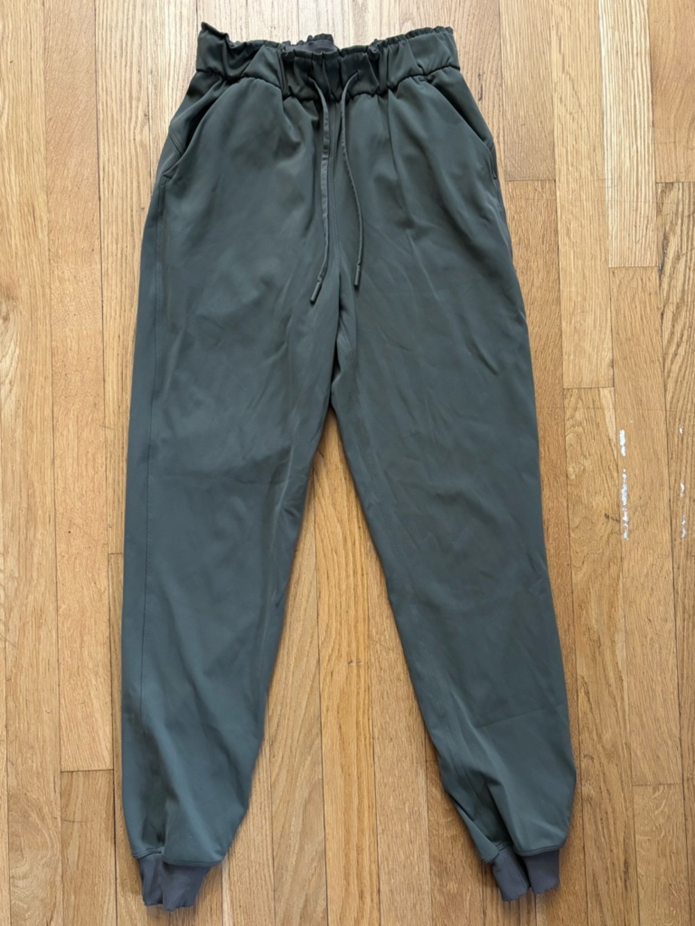Lululemon Stretch High-Rise Joggers